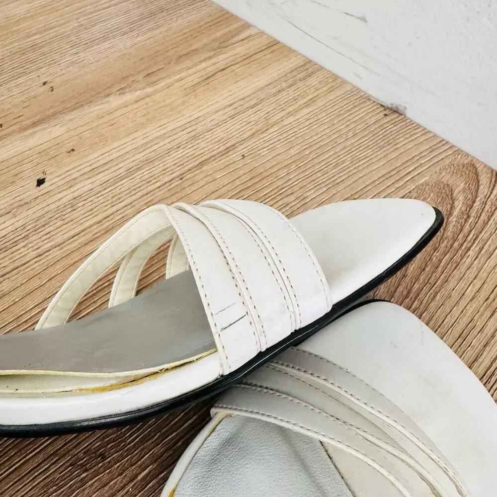 Mootsies Tootsies White Strappy Pumps Women’s Size 10